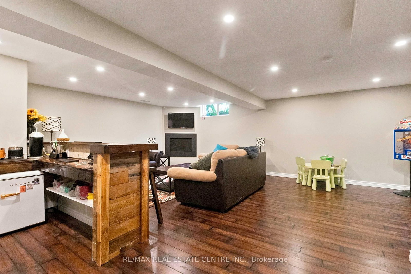 99 Magnolia Drive • Norfolk, ON photo 32