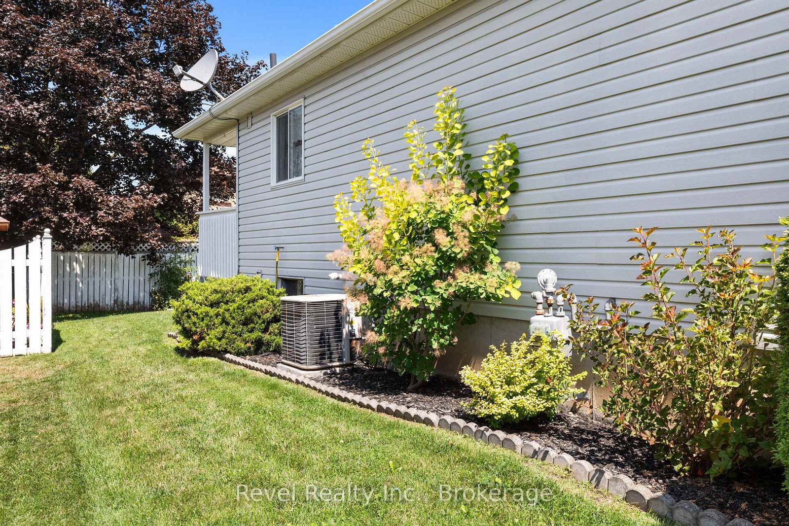 164 Elgin Street • Kawartha Lakes, ON photo 47
