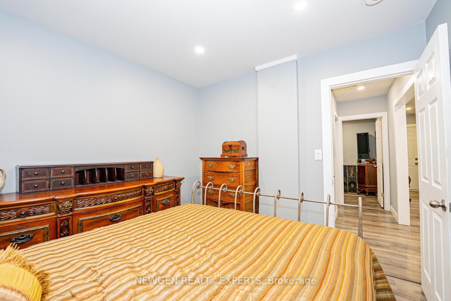 10 Wills Street • St. Catharines, ON photo 13