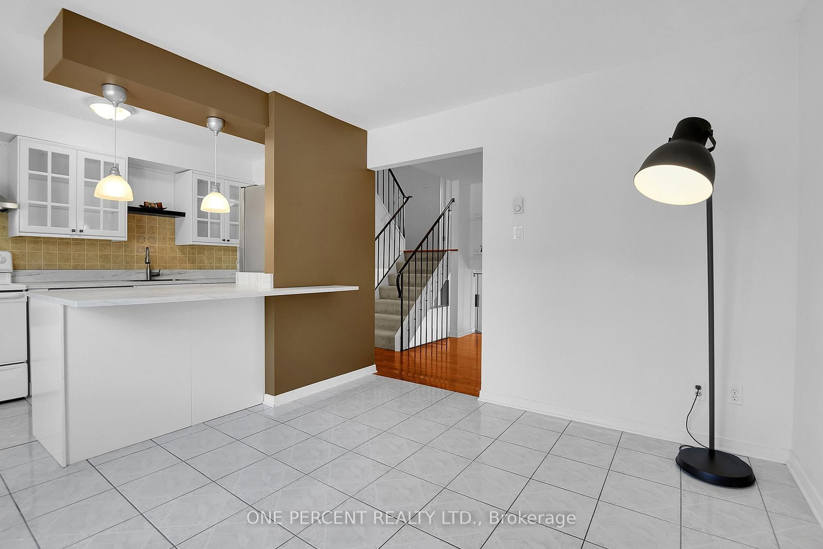 350 Stowe Court • Ottawa, ON photo 17