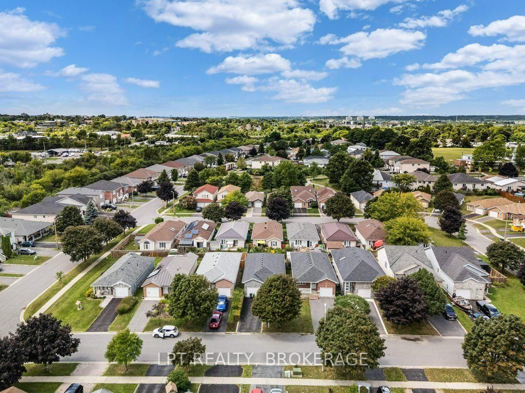 8 Wilfred Crescent • Kingston, ON photo 33