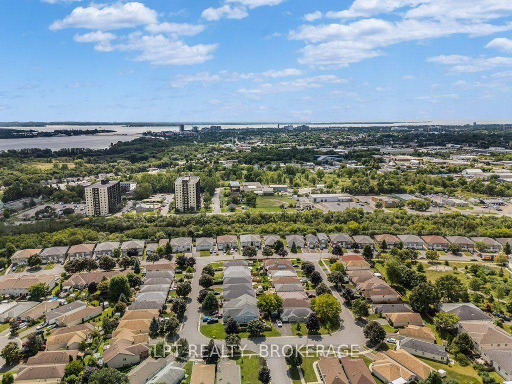 8 Wilfred Crescent • Kingston, ON photo 35