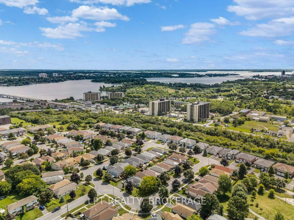 8 Wilfred Crescent • Kingston, ON photo 36