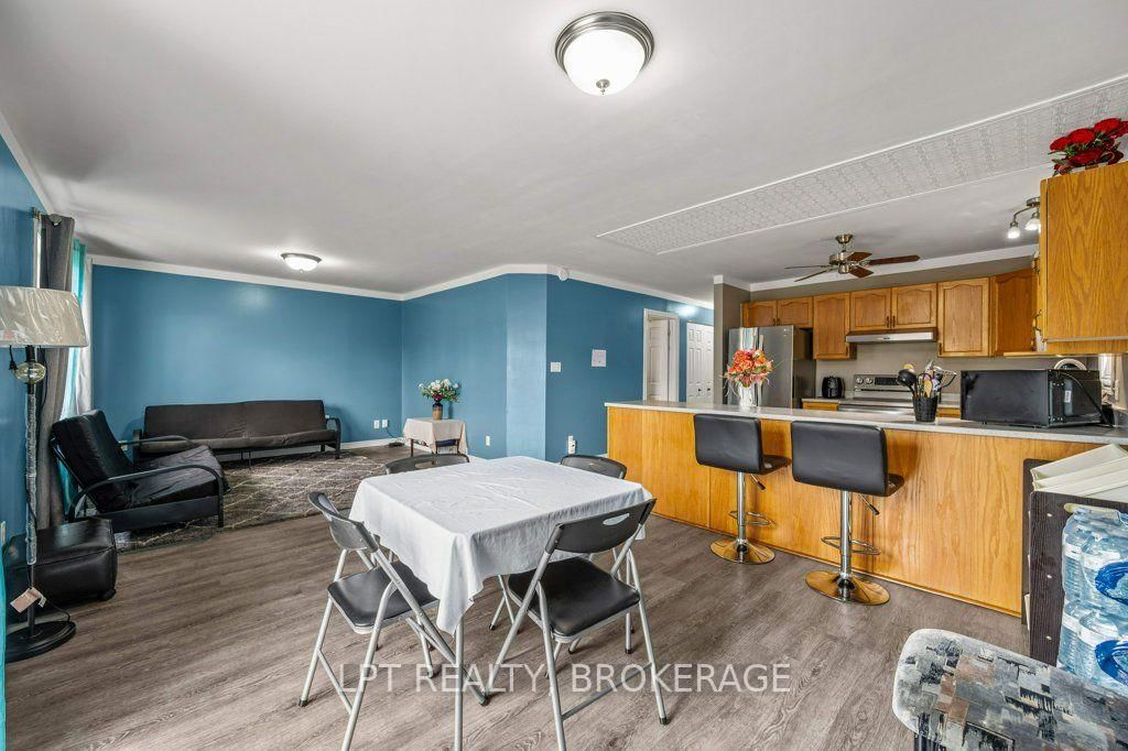 8 Wilfred Crescent • Kingston, ON photo 4