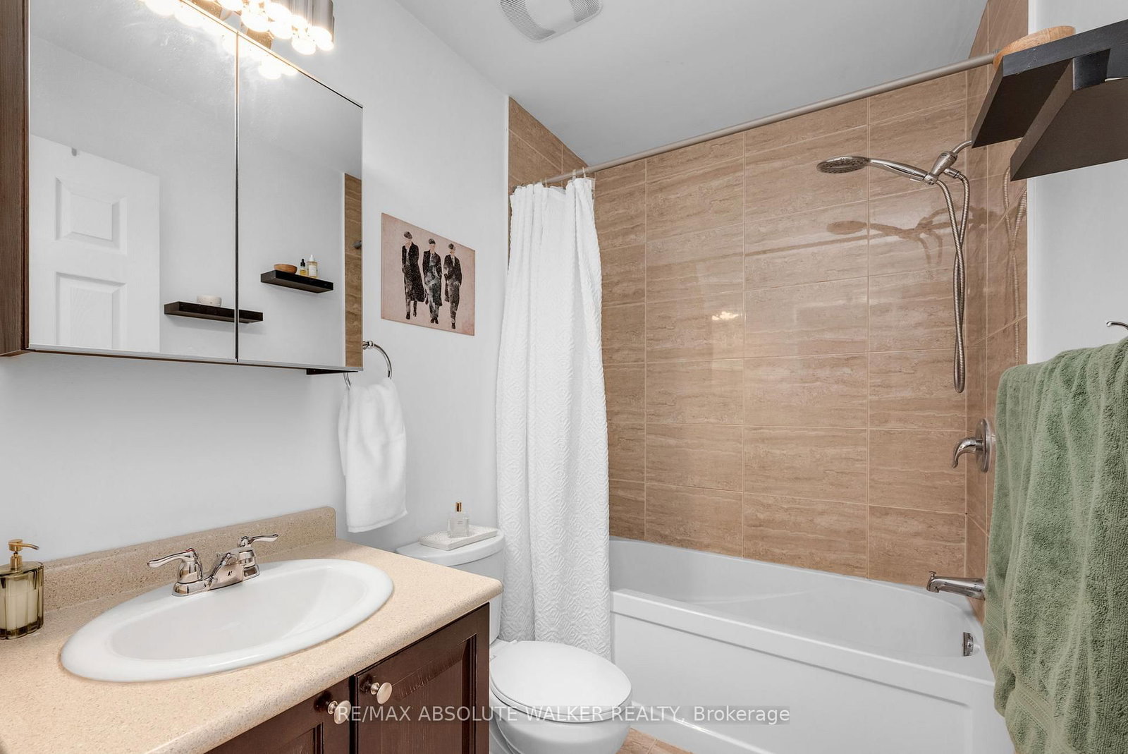 156 Sunshine Crescent • Ottawa, ON photo 24