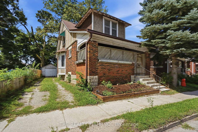 35 Wharncliffe Road S