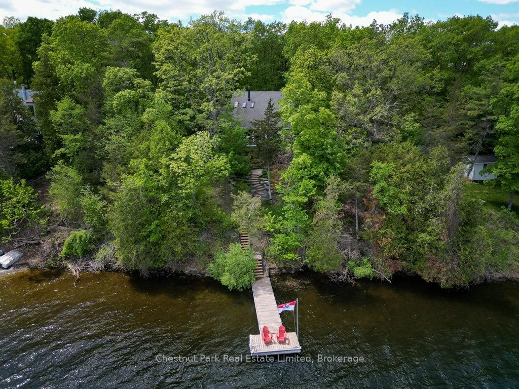347 Prinyers Cove Crescent • Prince Edward County, ON photo 1