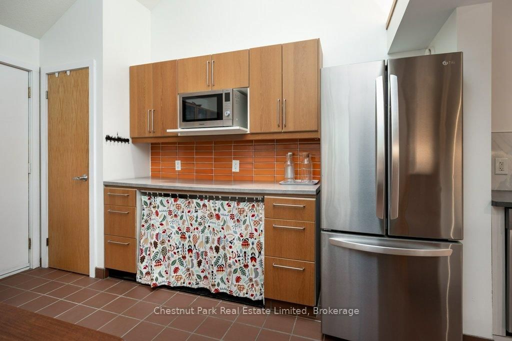347 Prinyers Cove Crescent • Prince Edward County, ON photo 19