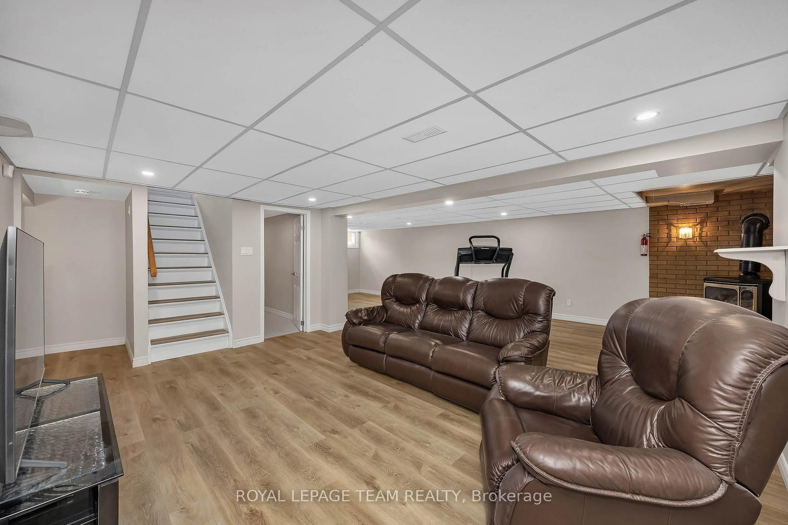 2196 Carnegie Street • Ottawa, ON photo 15