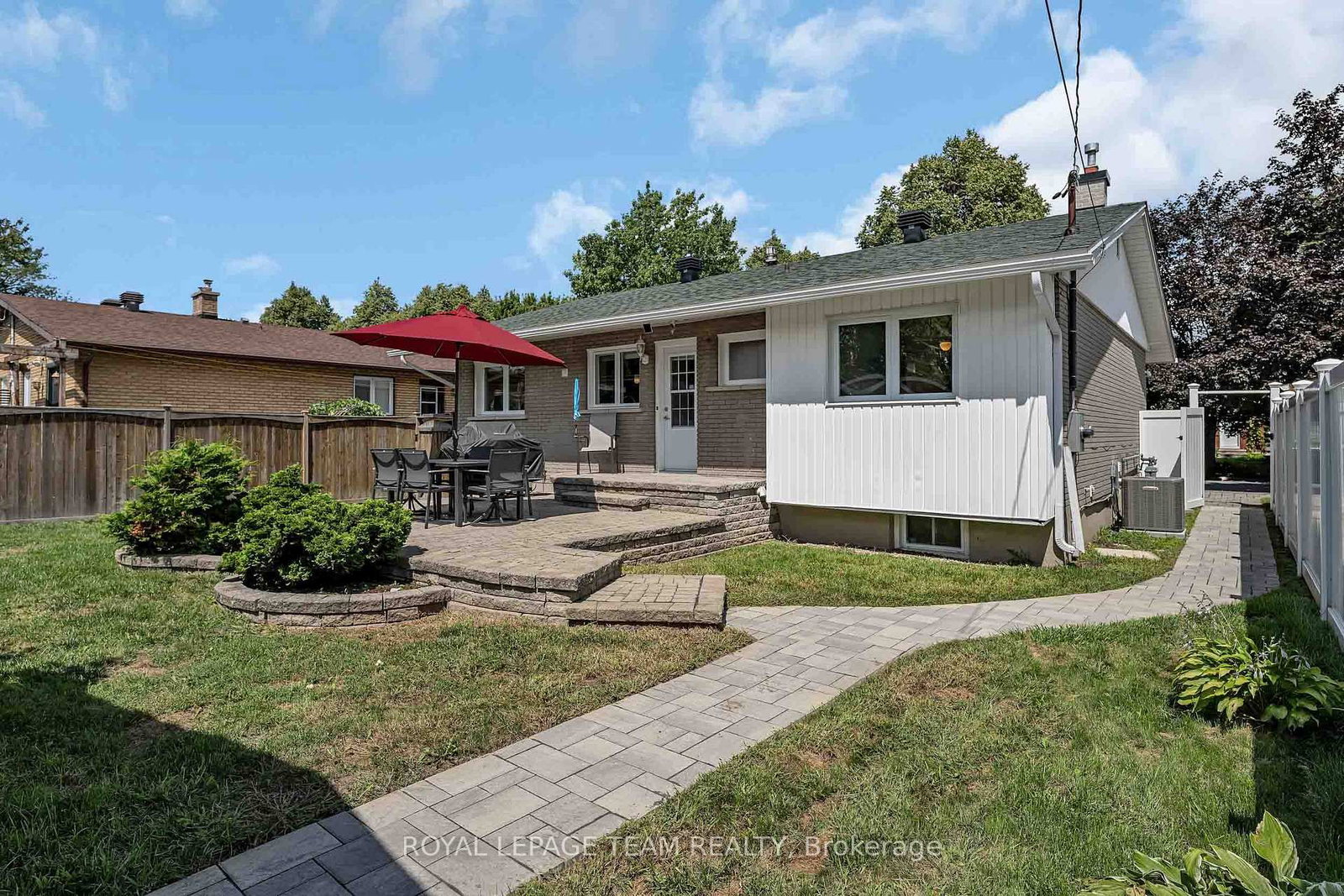 2196 Carnegie Street • Ottawa, ON photo 21