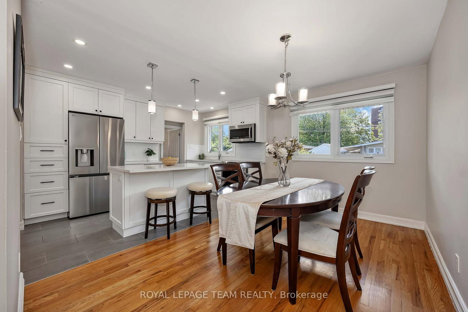 2196 Carnegie Street • Ottawa, ON photo 5