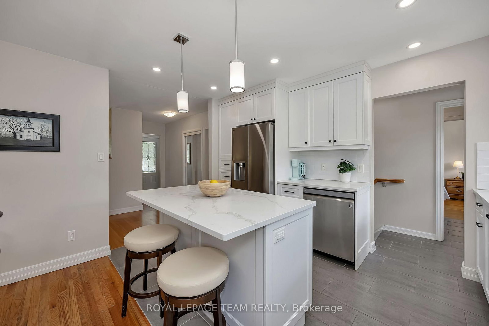 2196 Carnegie Street • Ottawa, ON photo 6