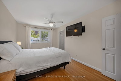 2196 Carnegie Street • Ottawa, ON photo 9