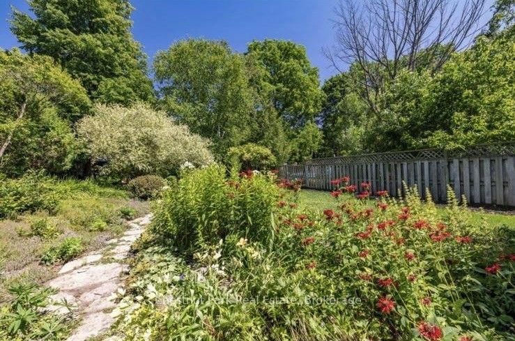 755 4th Avenue E • Owen Sound, ON photo 38