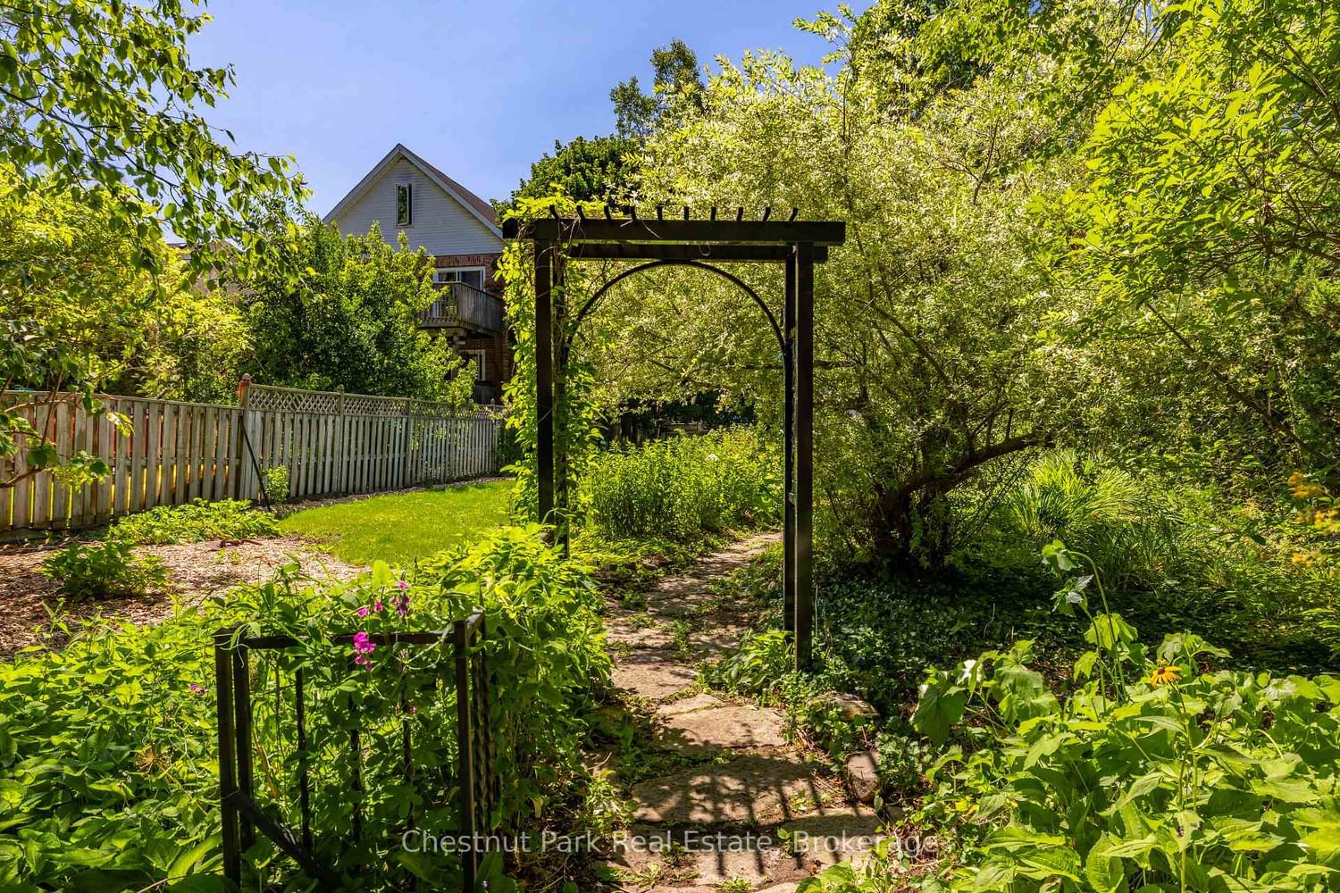 755 4th Avenue E • Owen Sound, ON photo 44