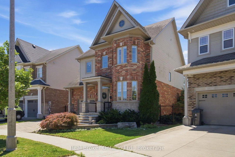 65 Amsterdam Crescent
