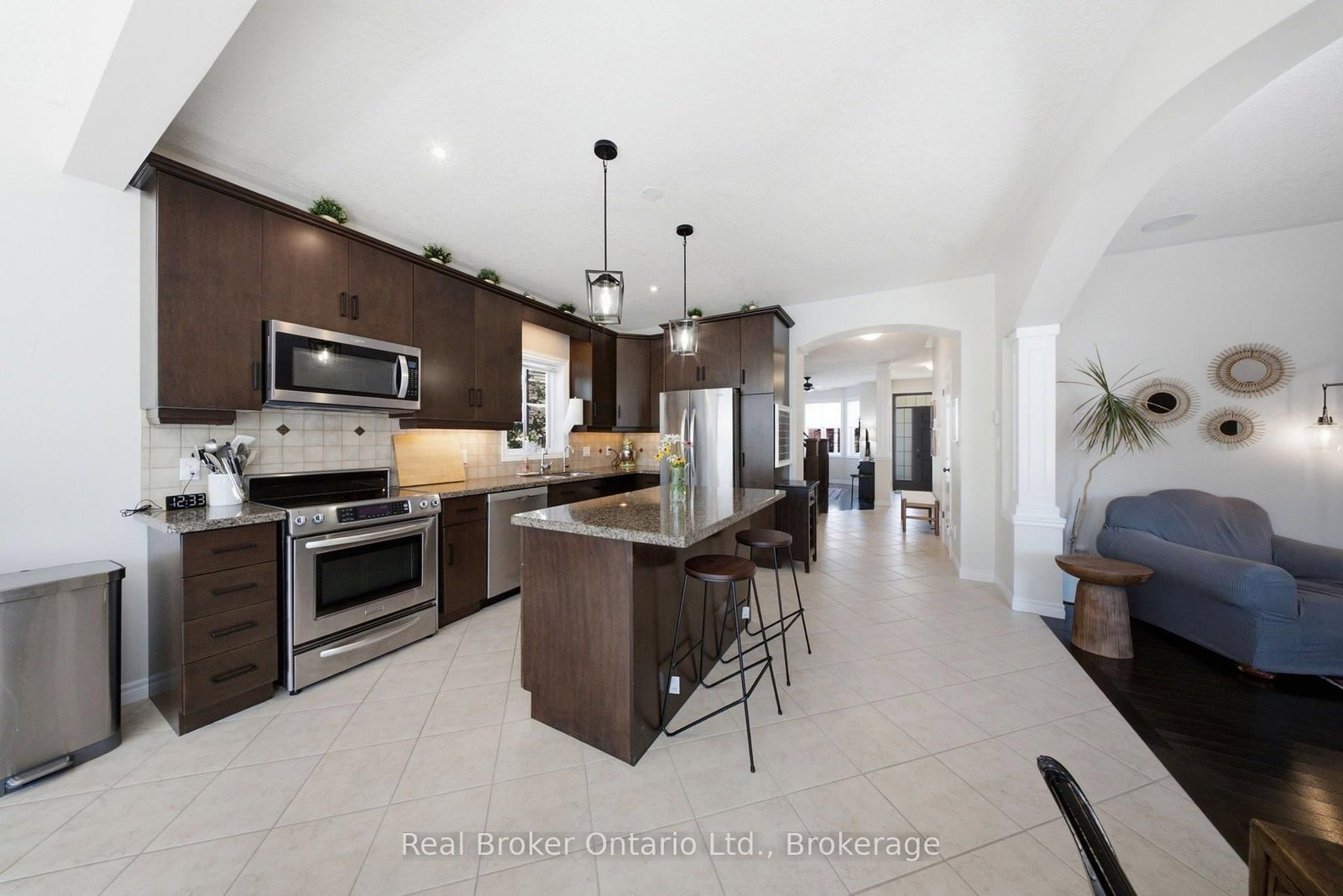 65 Amsterdam Crescent • Guelph, ON photo 10