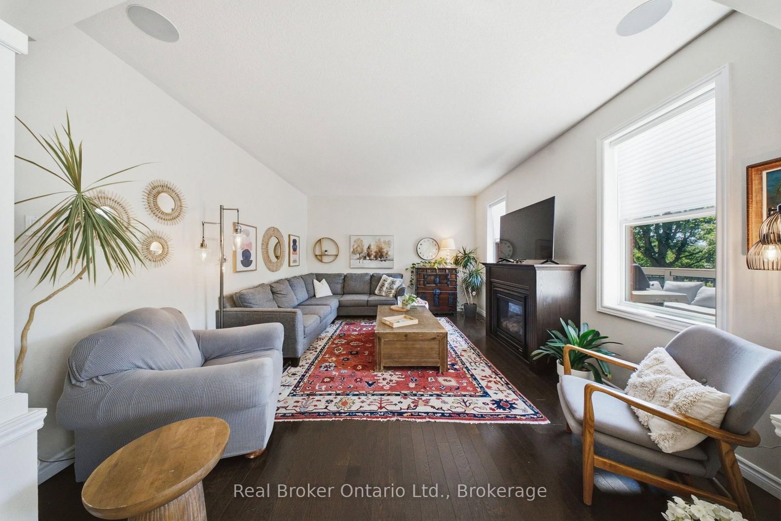 65 Amsterdam Crescent • Guelph, ON photo 16