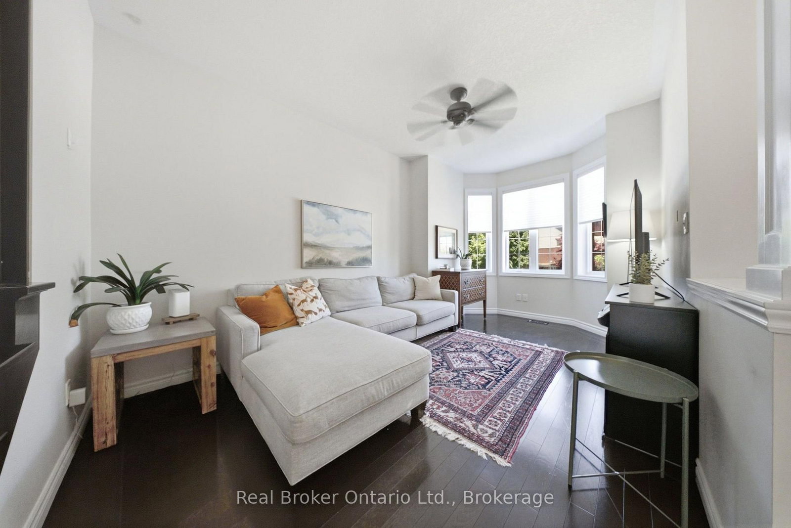 65 Amsterdam Crescent • Guelph, ON photo 6