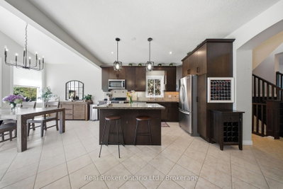 65 Amsterdam Crescent • Guelph, ON photo 8