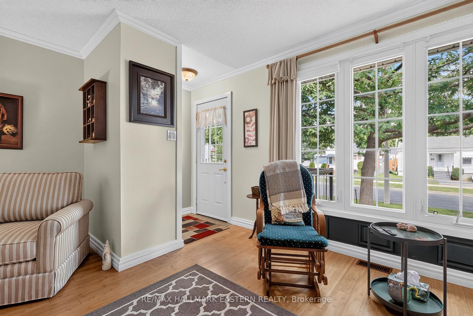 501 Glengarry Avenue • Peterborough, ON photo 5