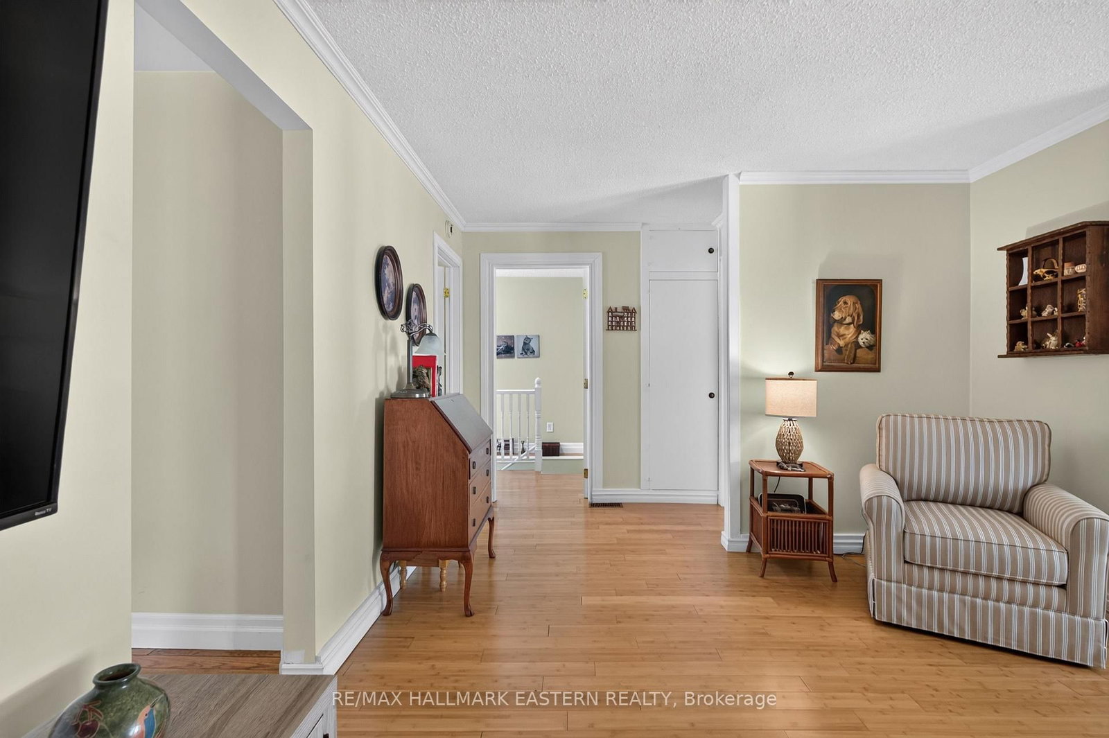 501 Glengarry Avenue • Peterborough, ON photo 8
