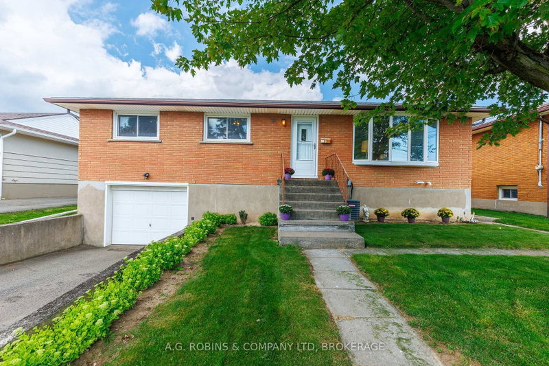 12 Berkley Avenue