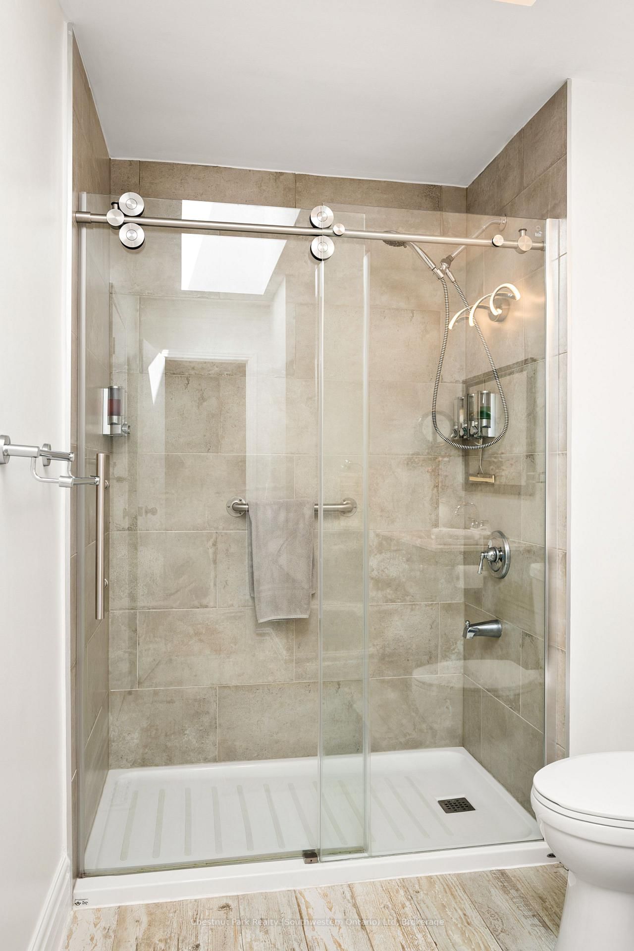 158 Autumn Hill Cres, Kitchener, view 26