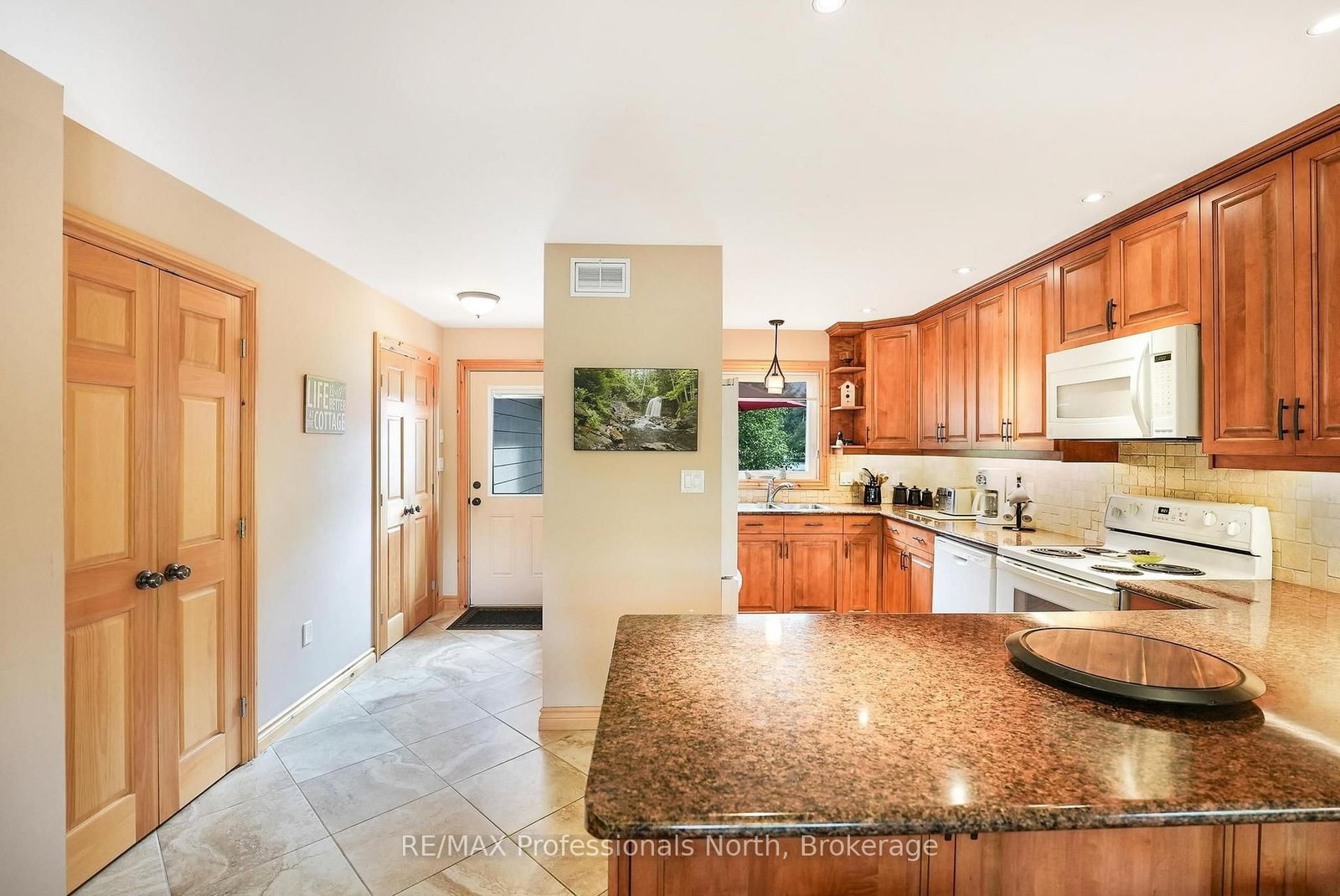 1029 Trio Lane • Highlands East, ON photo 11