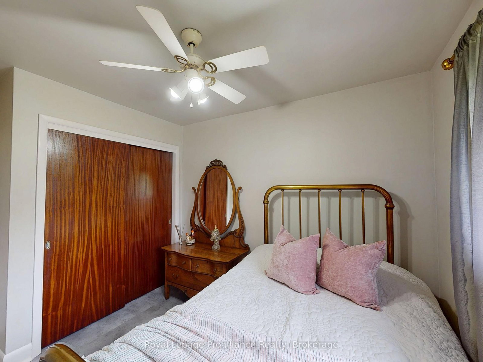 32 Glen Road • Belleville, ON photo 16