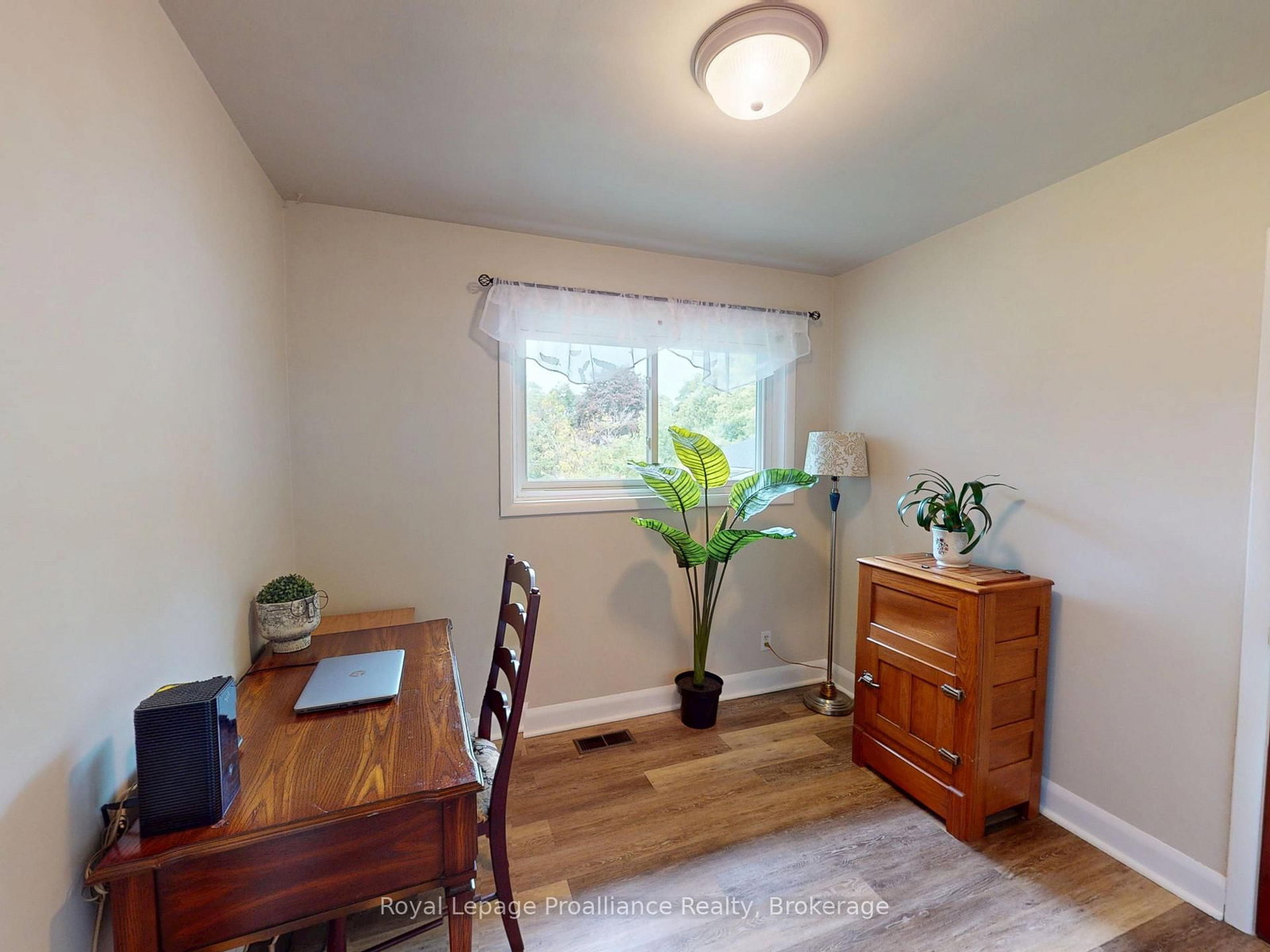 32 Glen Road • Belleville, ON photo 17