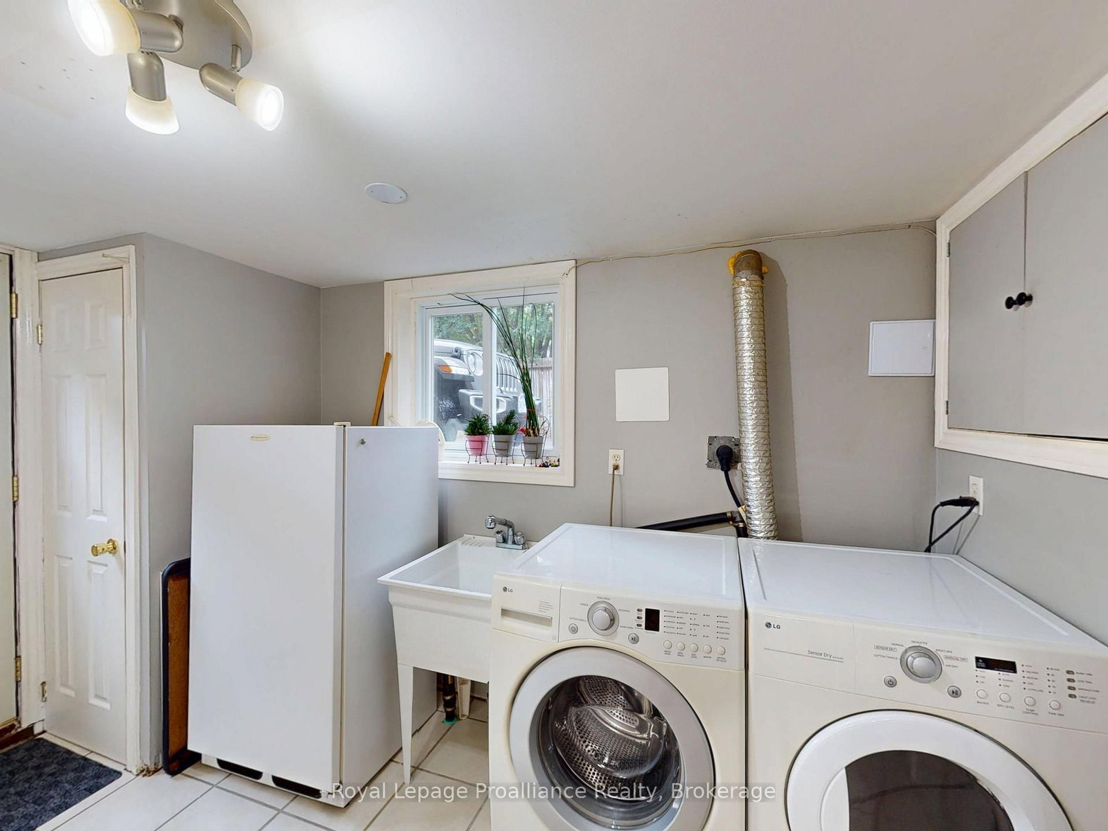 32 Glen Road • Belleville, ON photo 22