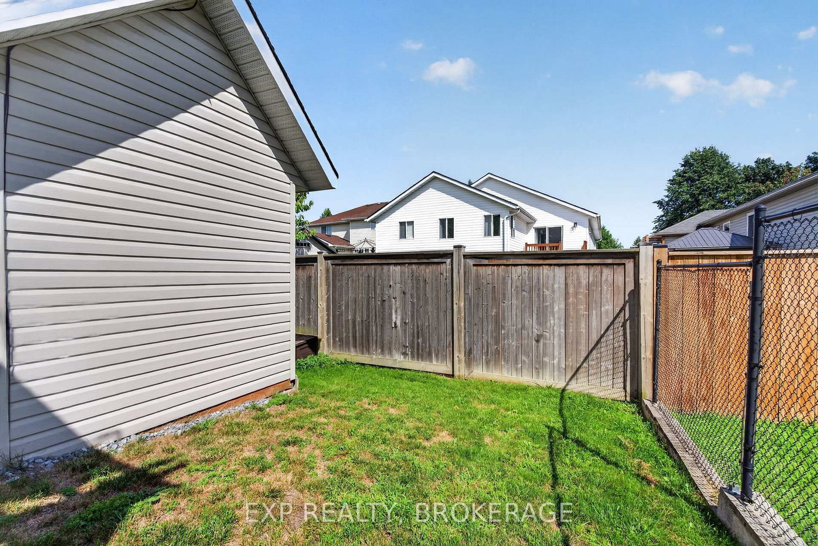 1896 BERRYWOOD Crescent • Kingston, ON photo 39