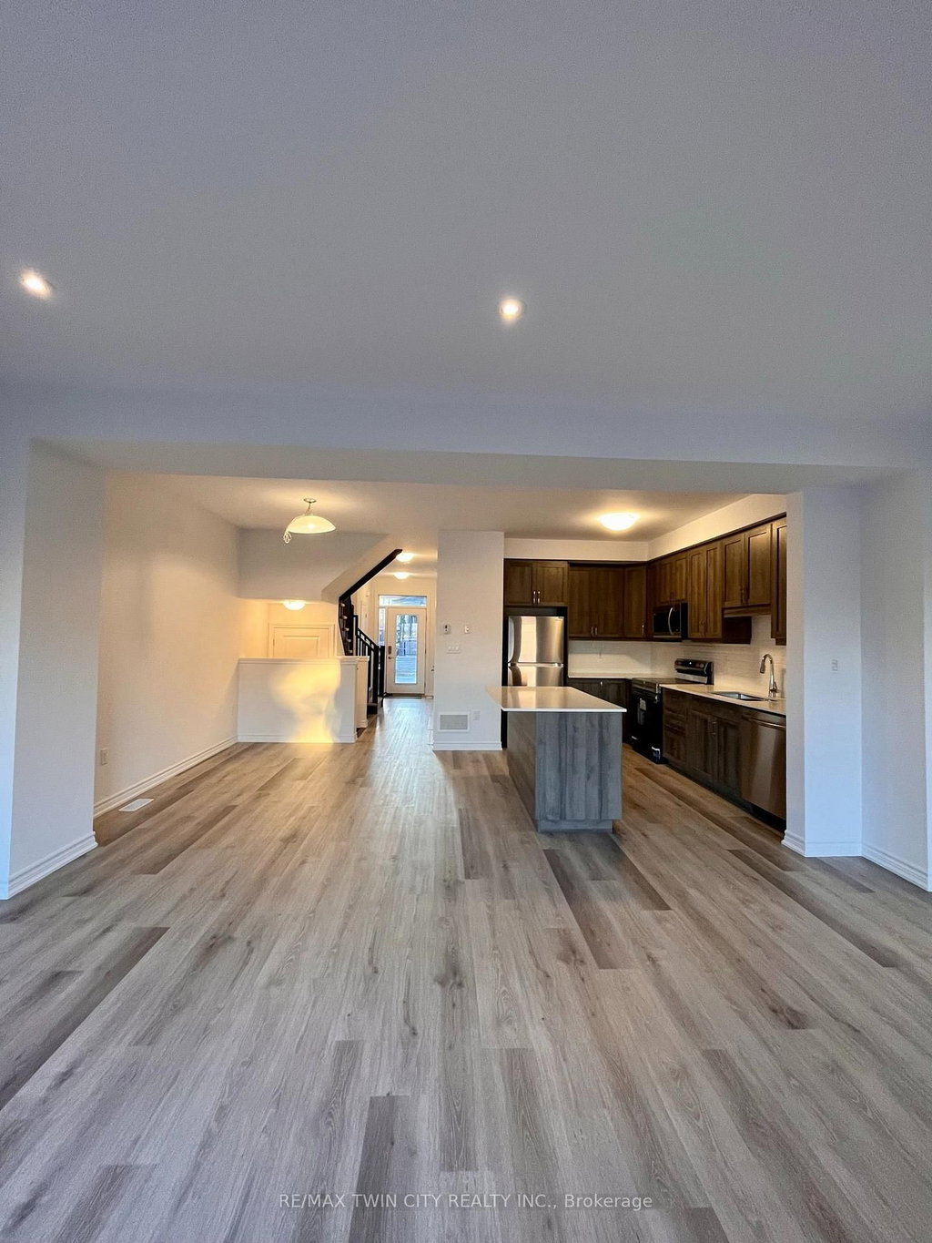 2 - 461 Blackburn Drive 3