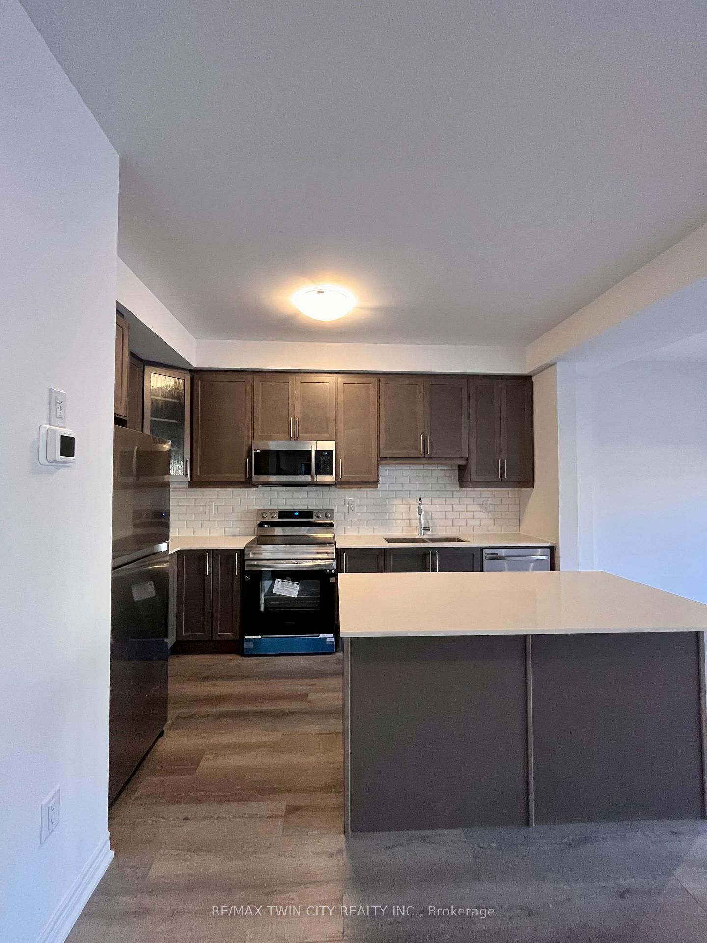 2 - 461 Blackburn Drive, Brantford 5