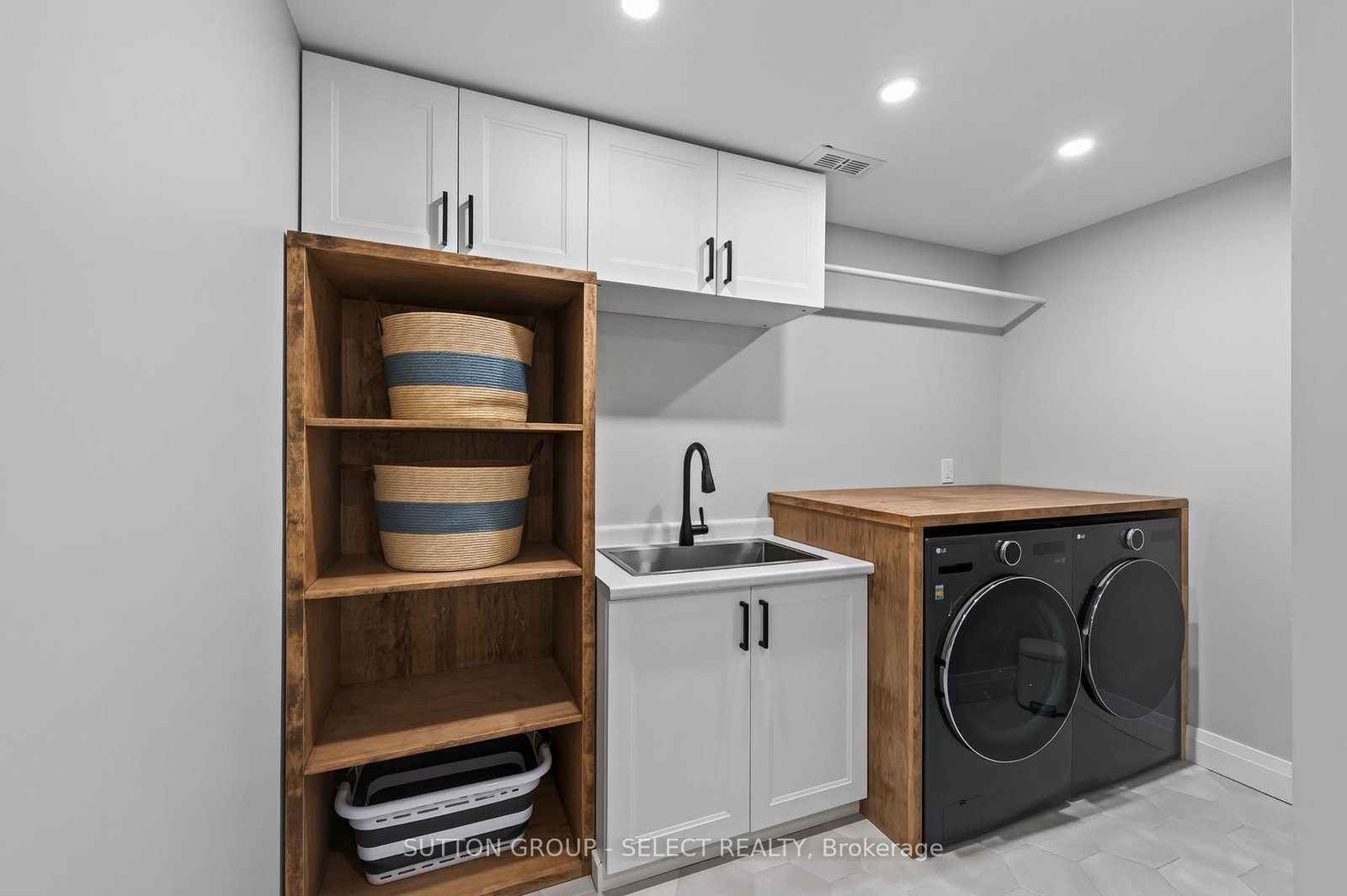 216 Martin Drive • Middlesex Centre, ON photo 36
