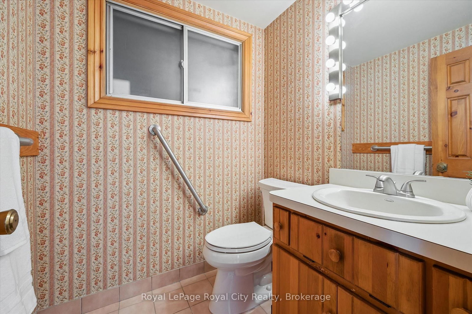 67 Woodside Road • Guelph, ON photo 12