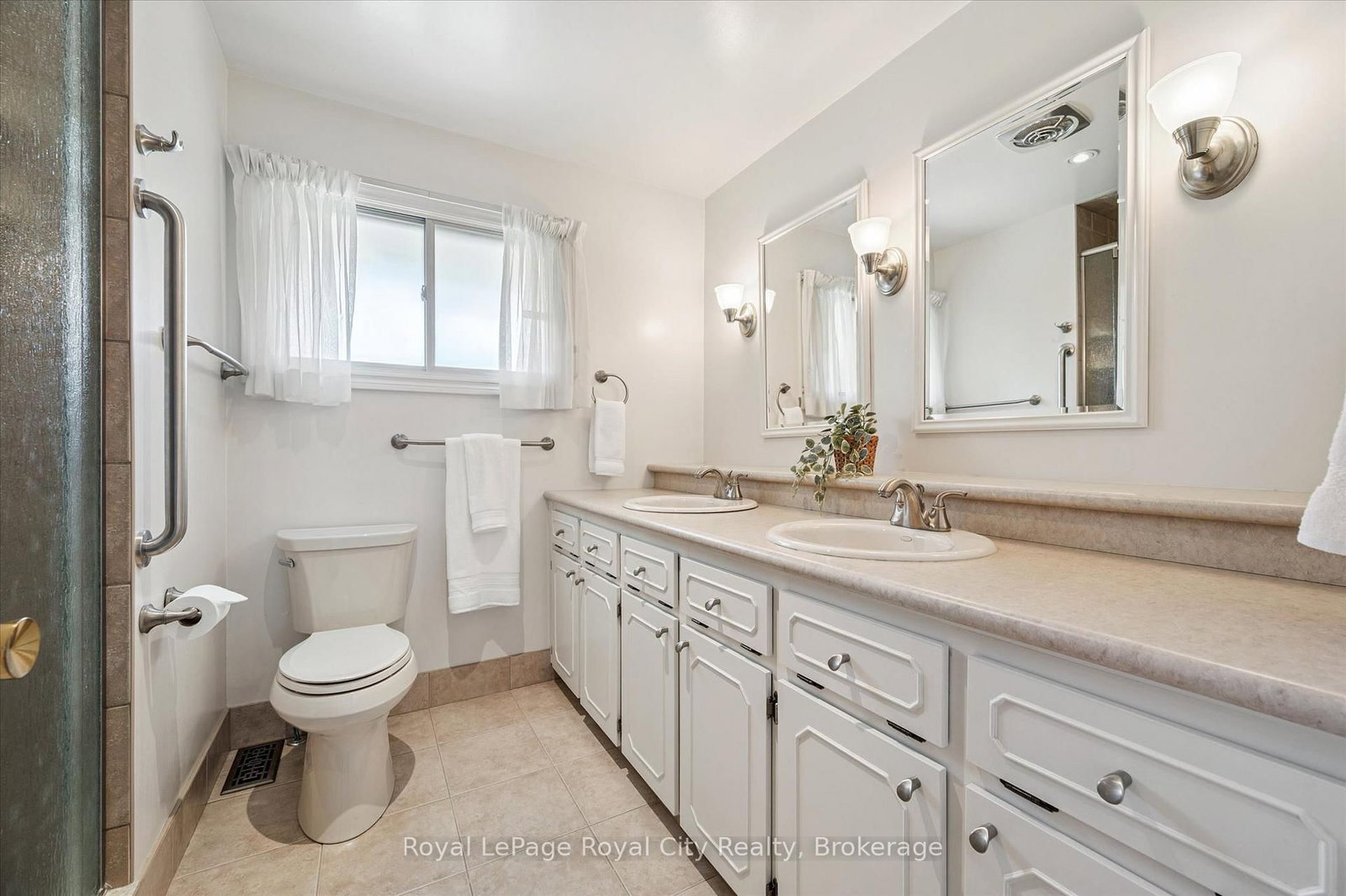 67 Woodside Road • Guelph, ON photo 31