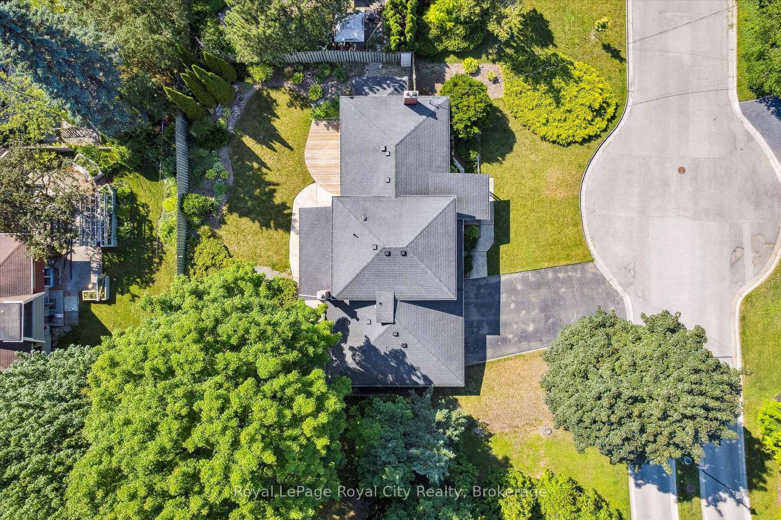 67 Woodside Road • Guelph, ON photo 49