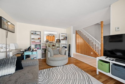 46 Rosemund Crescent • Kingston, ON photo 8