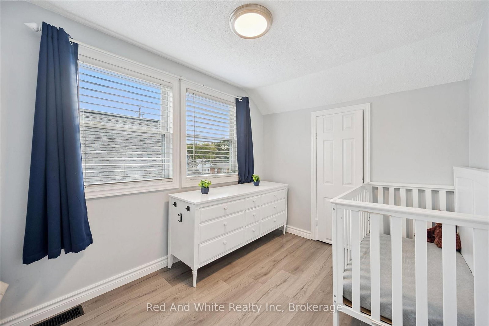 131 Norfolk Avenue • Cambridge, ON photo 17