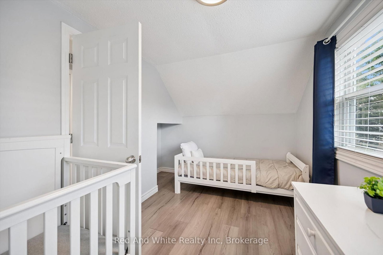 131 Norfolk Avenue • Cambridge, ON photo 18