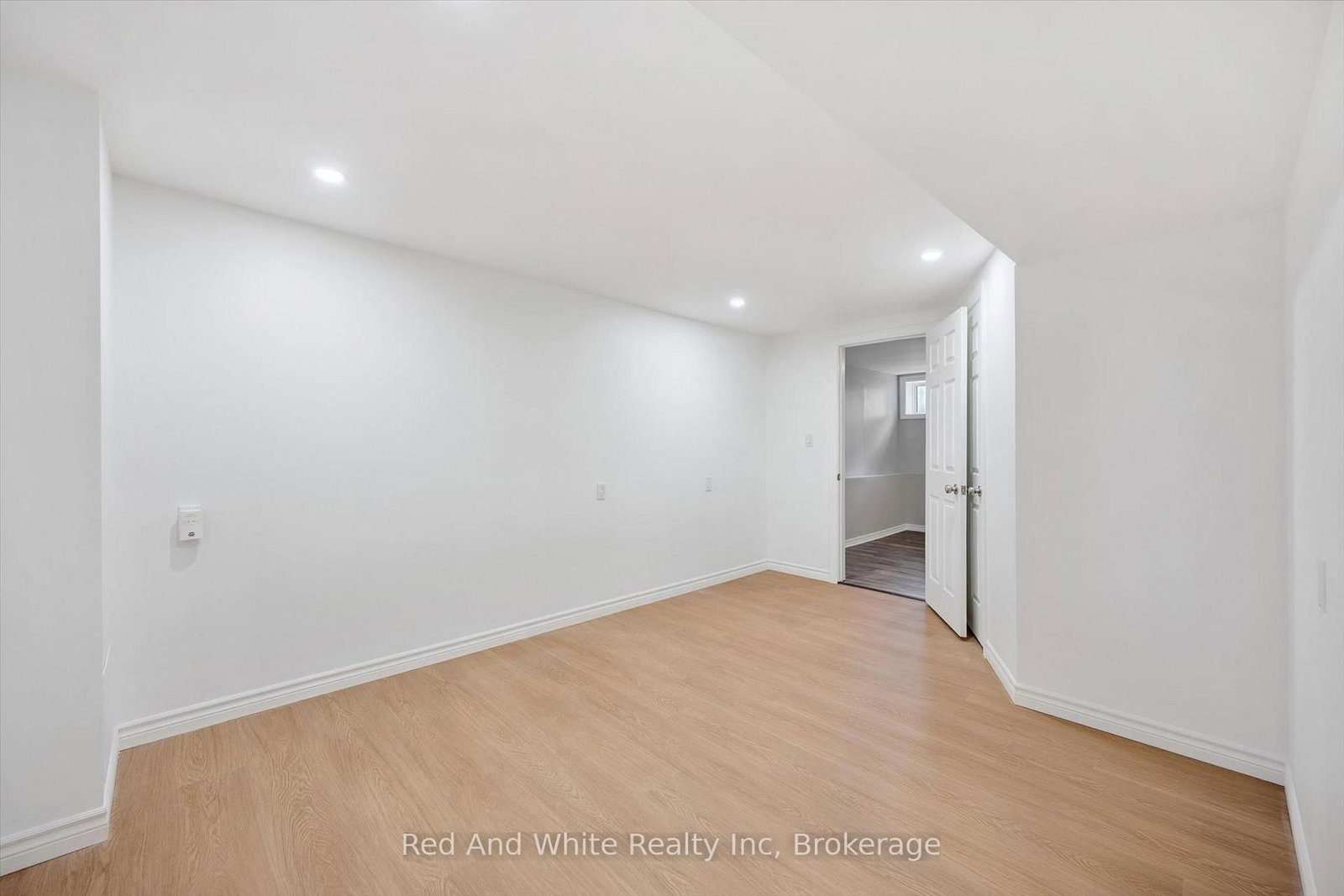 131 Norfolk Avenue • Cambridge, ON photo 20