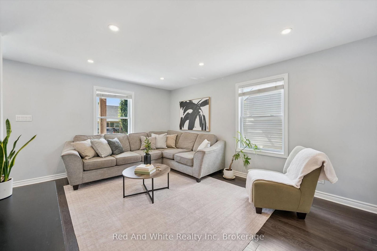 131 Norfolk Avenue • Cambridge, ON photo 6