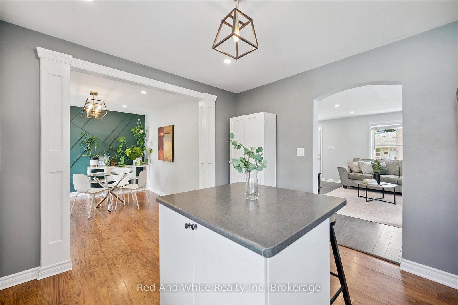 131 Norfolk Avenue • Cambridge, ON photo 8