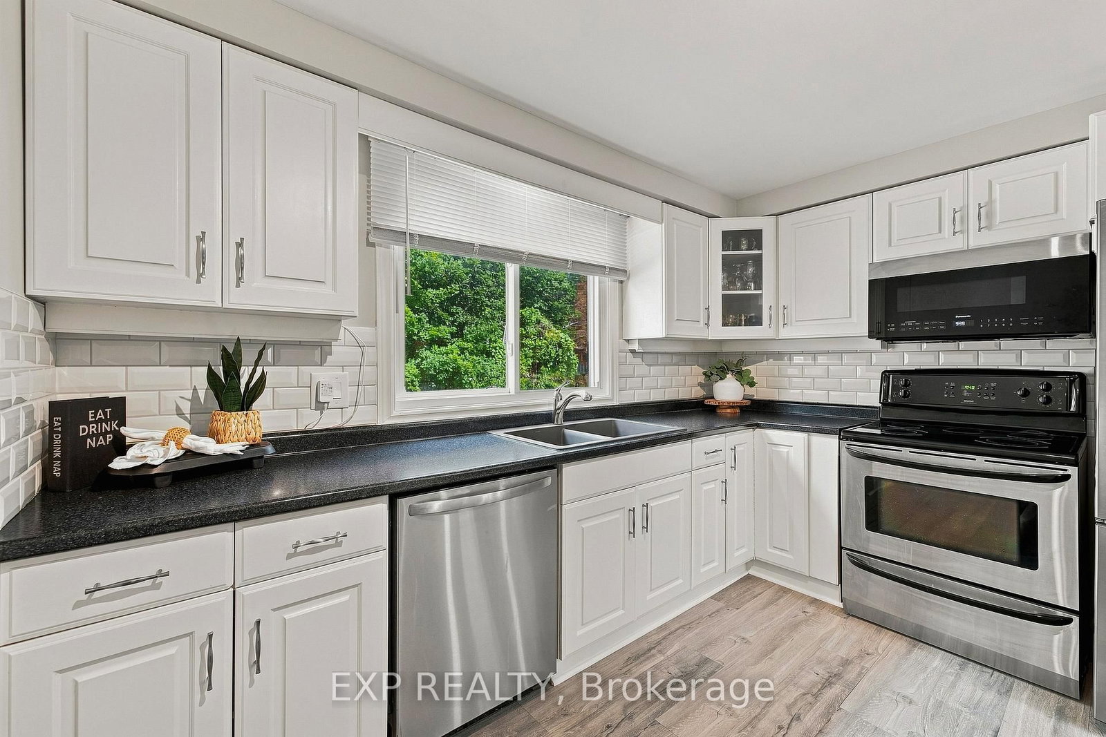 220 Salisbury Avenue • #13 • Cambridge, ON photo 13