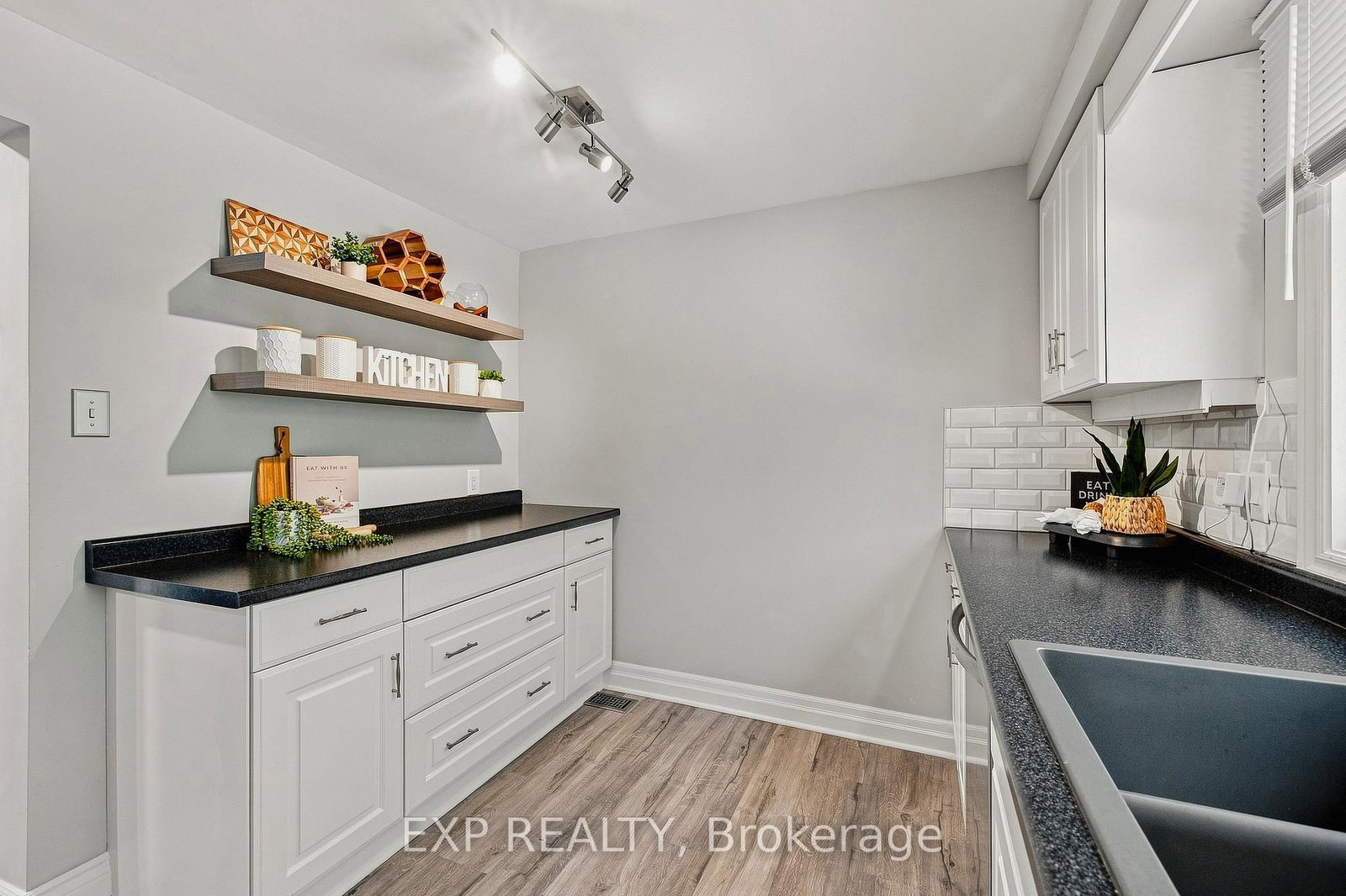 220 Salisbury Avenue • #13 • Cambridge, ON photo 14