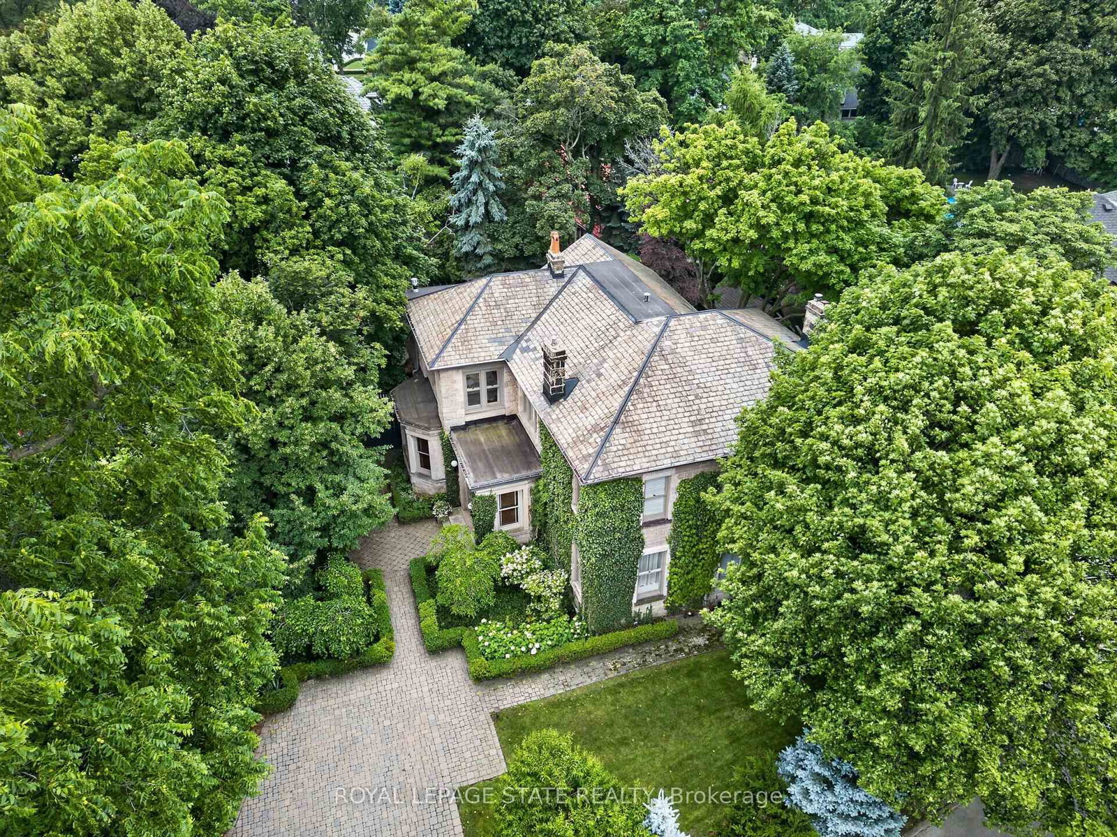 77 Claremont Drive • Hamilton, ON photo 35