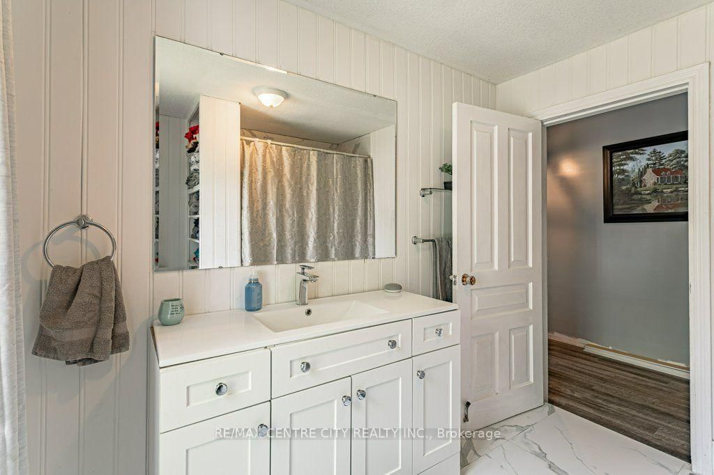 594443 Highway 59 Road • Norwich, ON photo 15