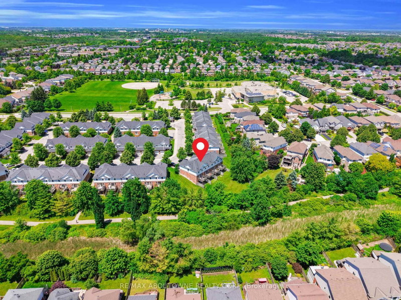 15 - 151 Clairfields Drive E